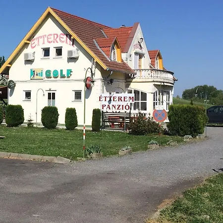 Гостевой дом Golf Etterem Es Panzio