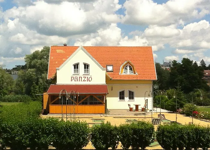 Golf Etterem Es Panzio * Kaposvár