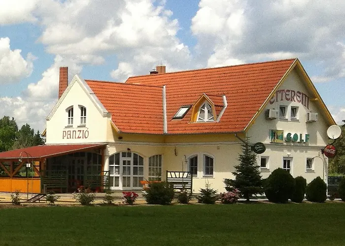 Golf Etterem Es Panzio Pensionat *