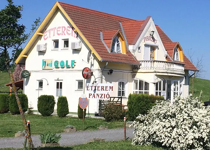 Golf Etterem Es Panzio Pensionat Kaposvár